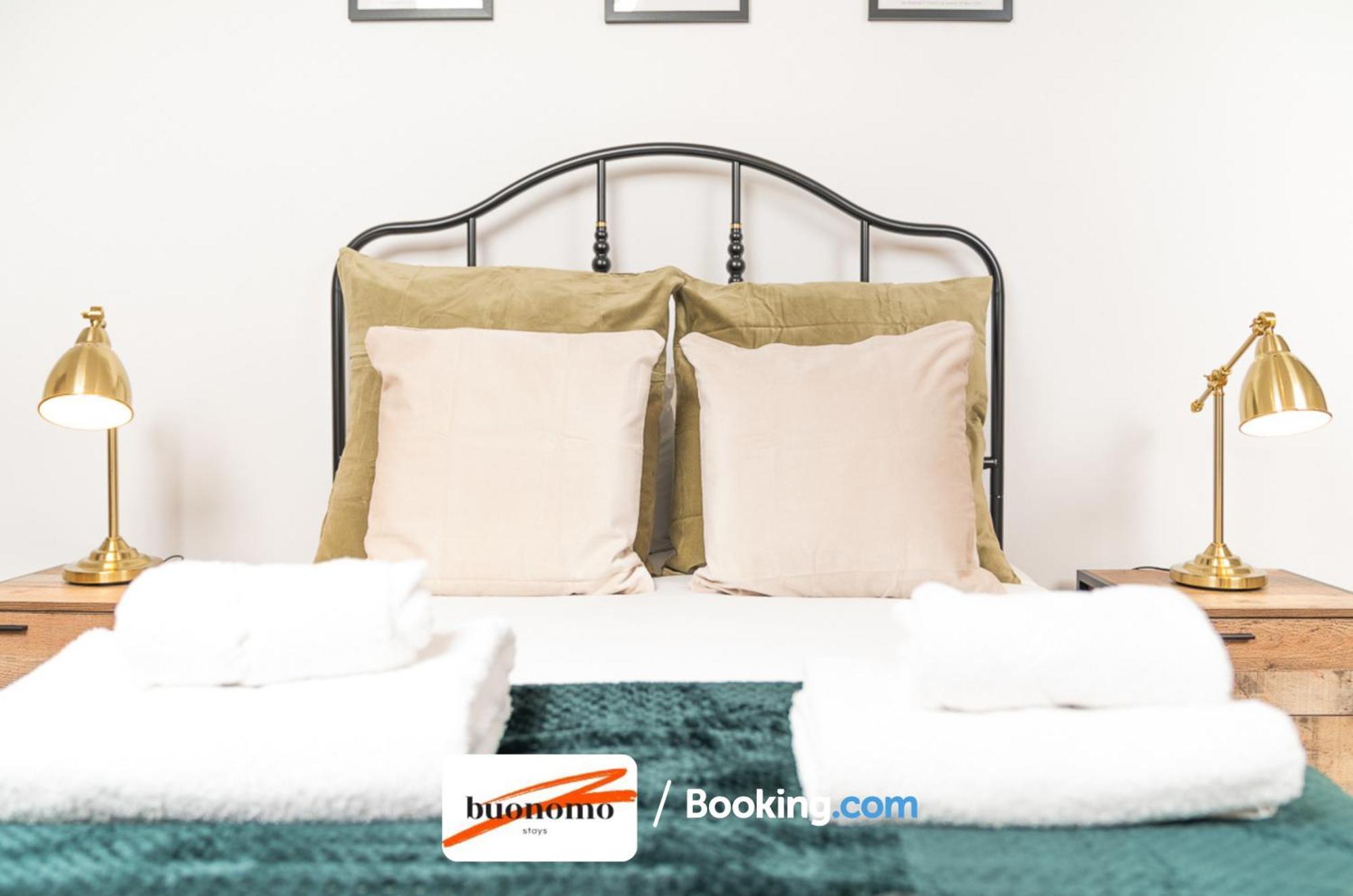Two Bedroom Apartment At Buonomo Stays Short Lets & Serviced Accommodation Londen Buitenkant foto