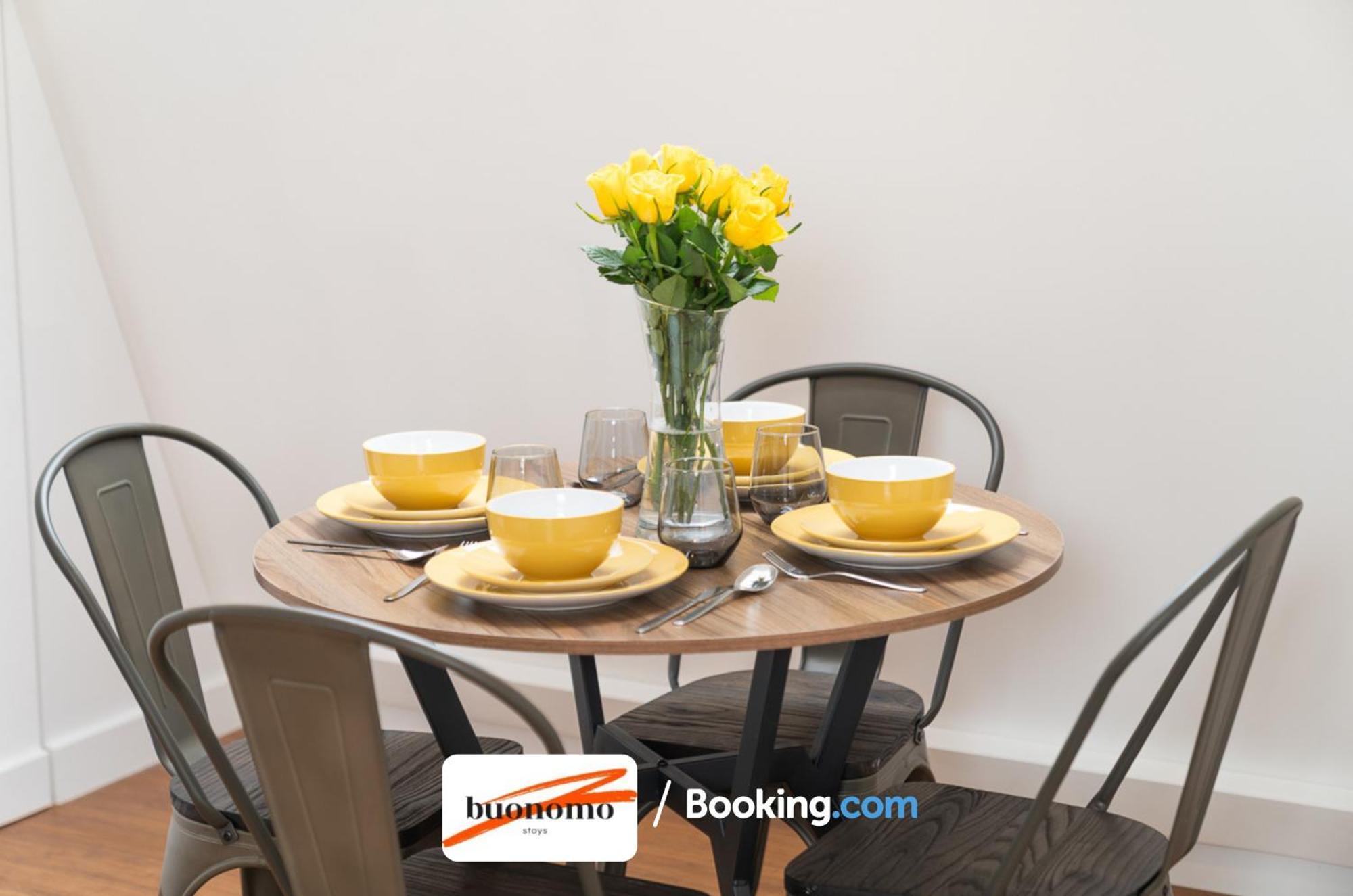 Two Bedroom Apartment At Buonomo Stays Short Lets & Serviced Accommodation Londen Buitenkant foto